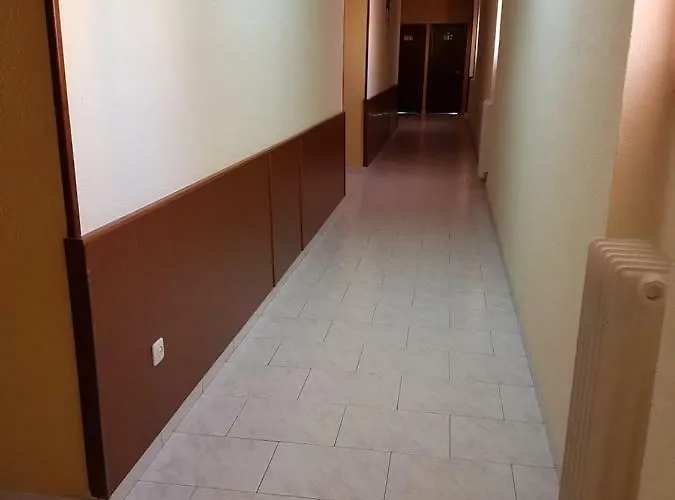 Hotel Fray Juan Gil 2*